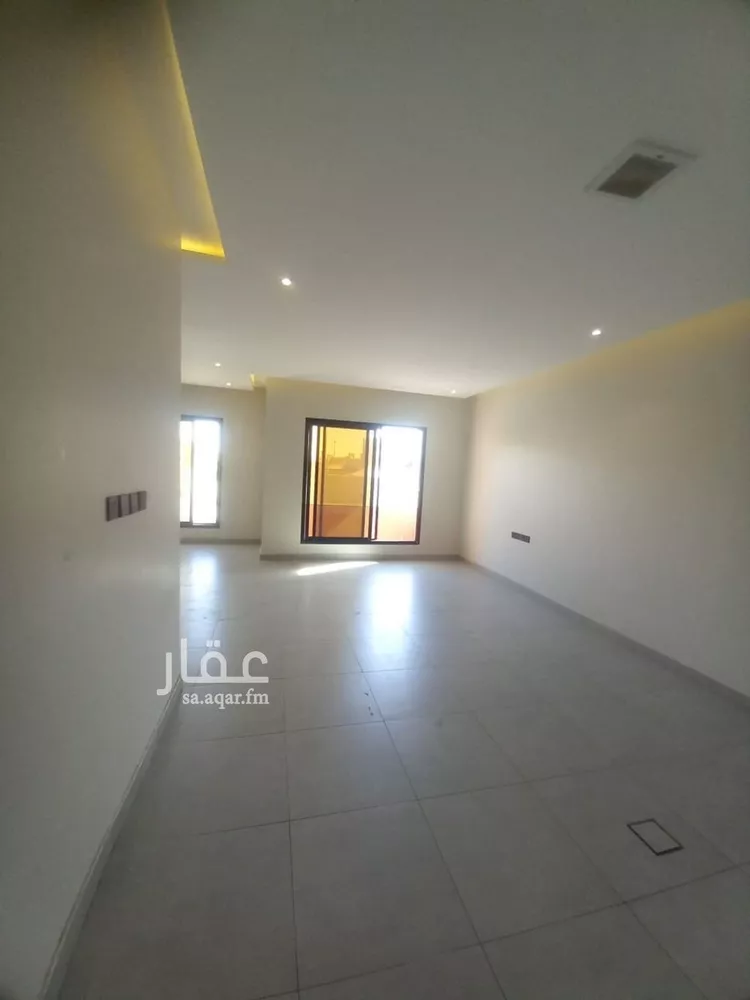 شقة للإيجار في شارع الجميل ابن حاتم, حي ظهرة لبن, مدينة الرياض, منطقة الرياض