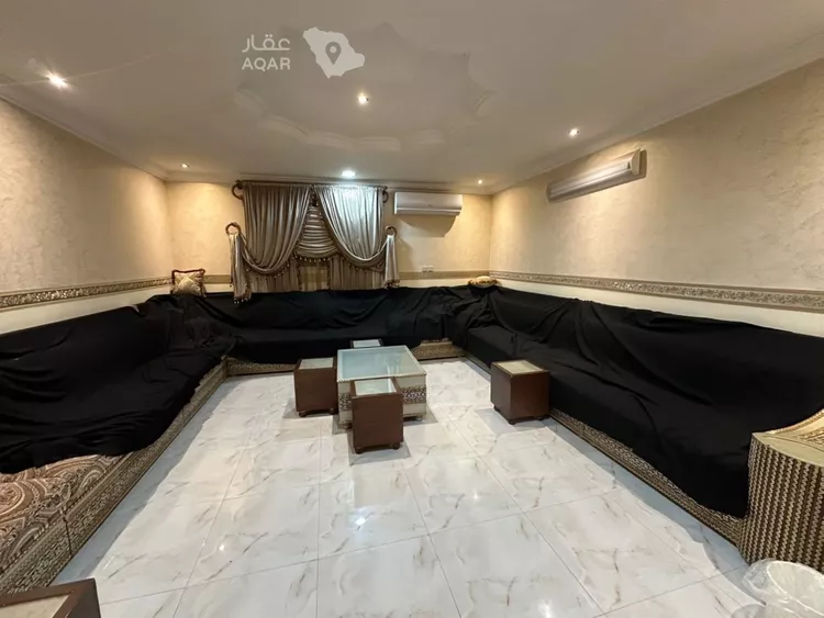 فيلا للبيع في شارع عز الدين بن فهد, حي عكاظ, مدينة الرياض, منطقة الرياض 11