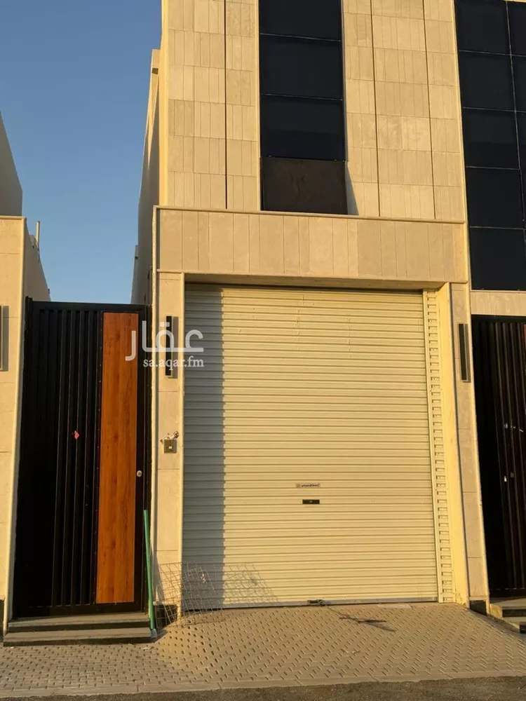 فيلا للإيجار في شارع عباس الجوهري, حي عكاظ, مدينة الرياض, منطقة الرياض