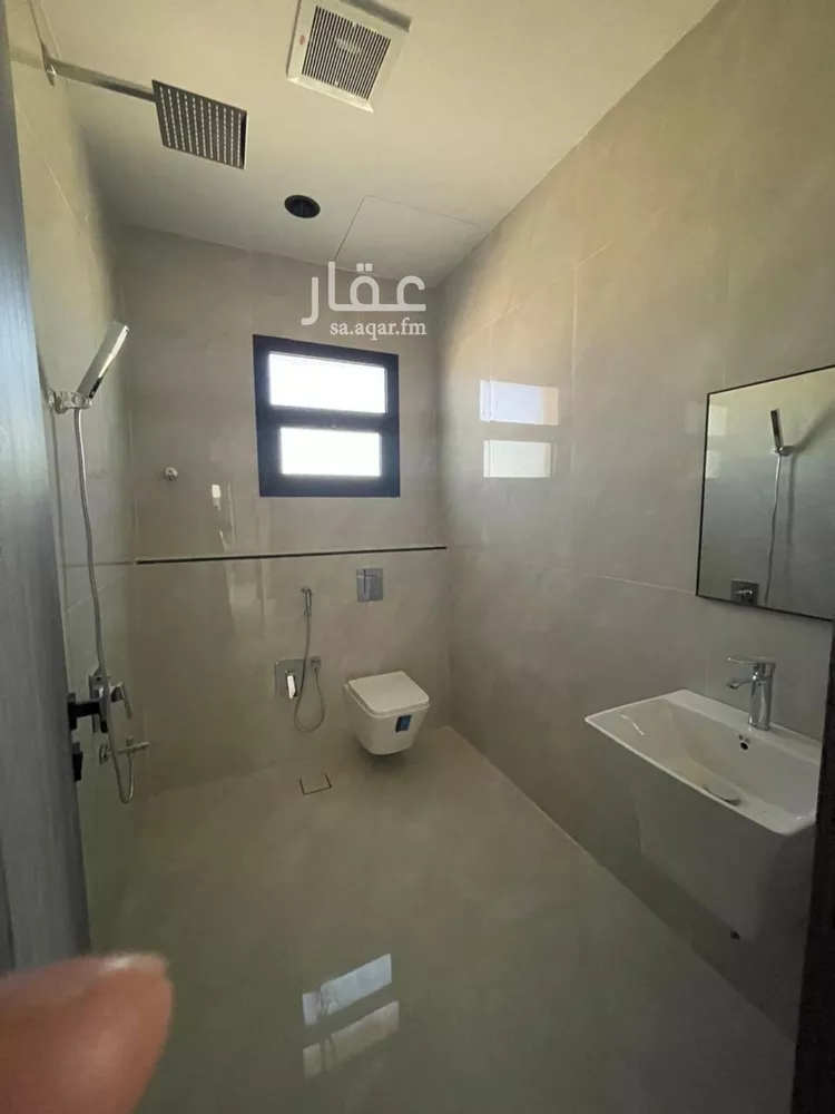 فيلا للبيع في شارع أبي عبدالله محمد بن أيوب, حي المهدية, مدينة الرياض, منطقة الرياض صورة 2