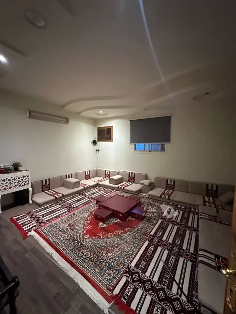 فيلا للبيع في شارع عز الدين بن فهد, حي عكاظ, مدينة الرياض, منطقة الرياض 5
