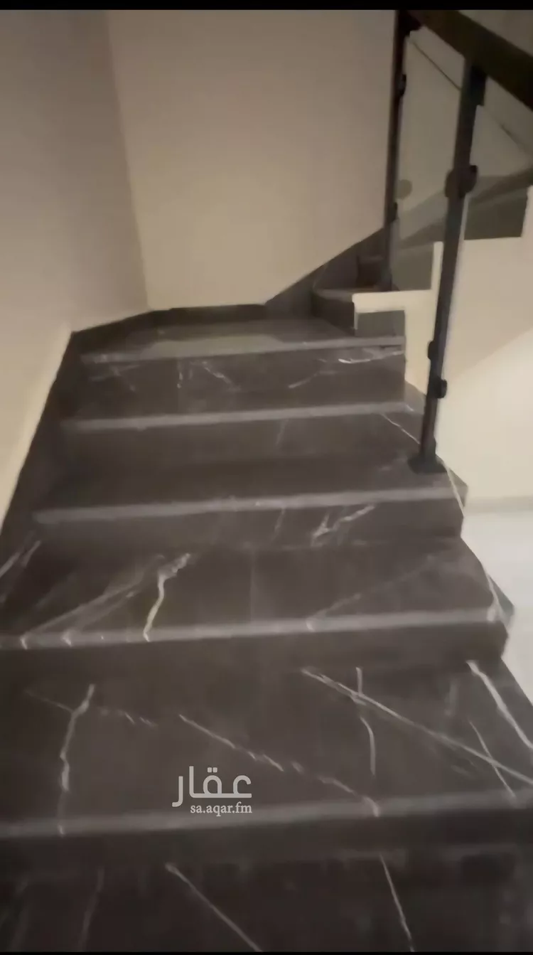 فيلا للإيجار في شارع عباس الجوهري, حي عكاظ, مدينة الرياض, منطقة الرياض صورة 4