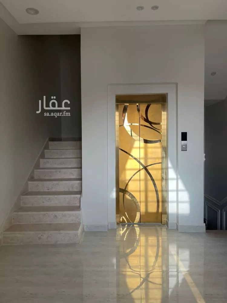 فيلا للبيع في شارع إسماعيل الصائغ, حي المهدية, مدينة الرياض, منطقة الرياض صورة 5