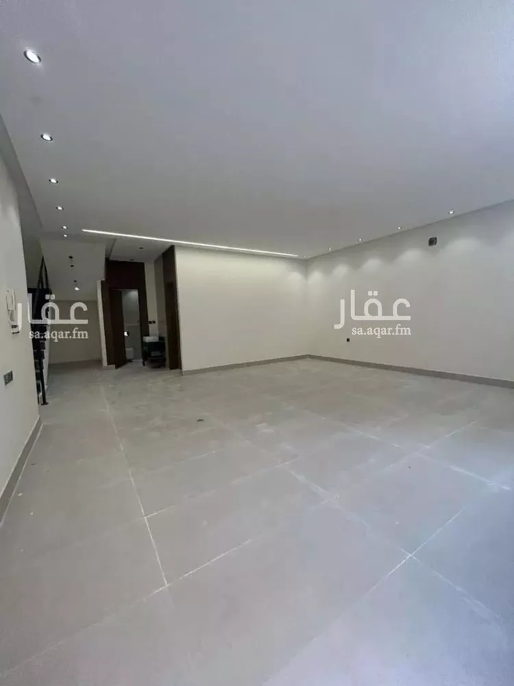 فيلا للإيجار في شارع حسن مشاط, حي عكاظ, مدينة الرياض, منطقة الرياض صورة 4