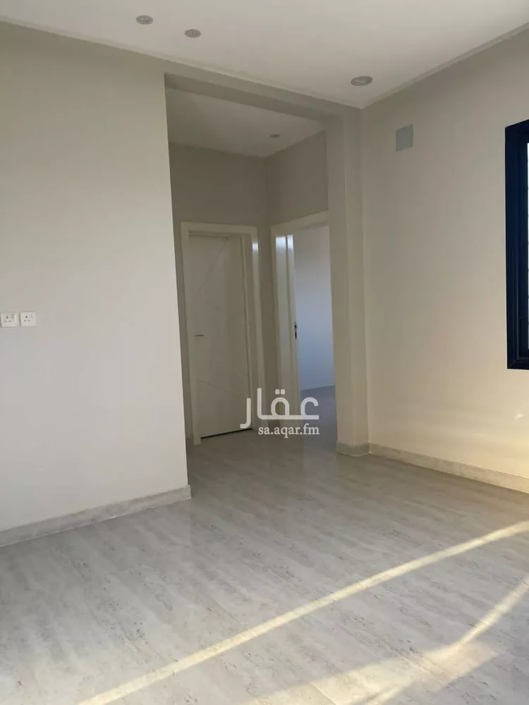 فيلا للبيع في شارع إسماعيل الصائغ, حي المهدية, مدينة الرياض, منطقة الرياض صورة 4