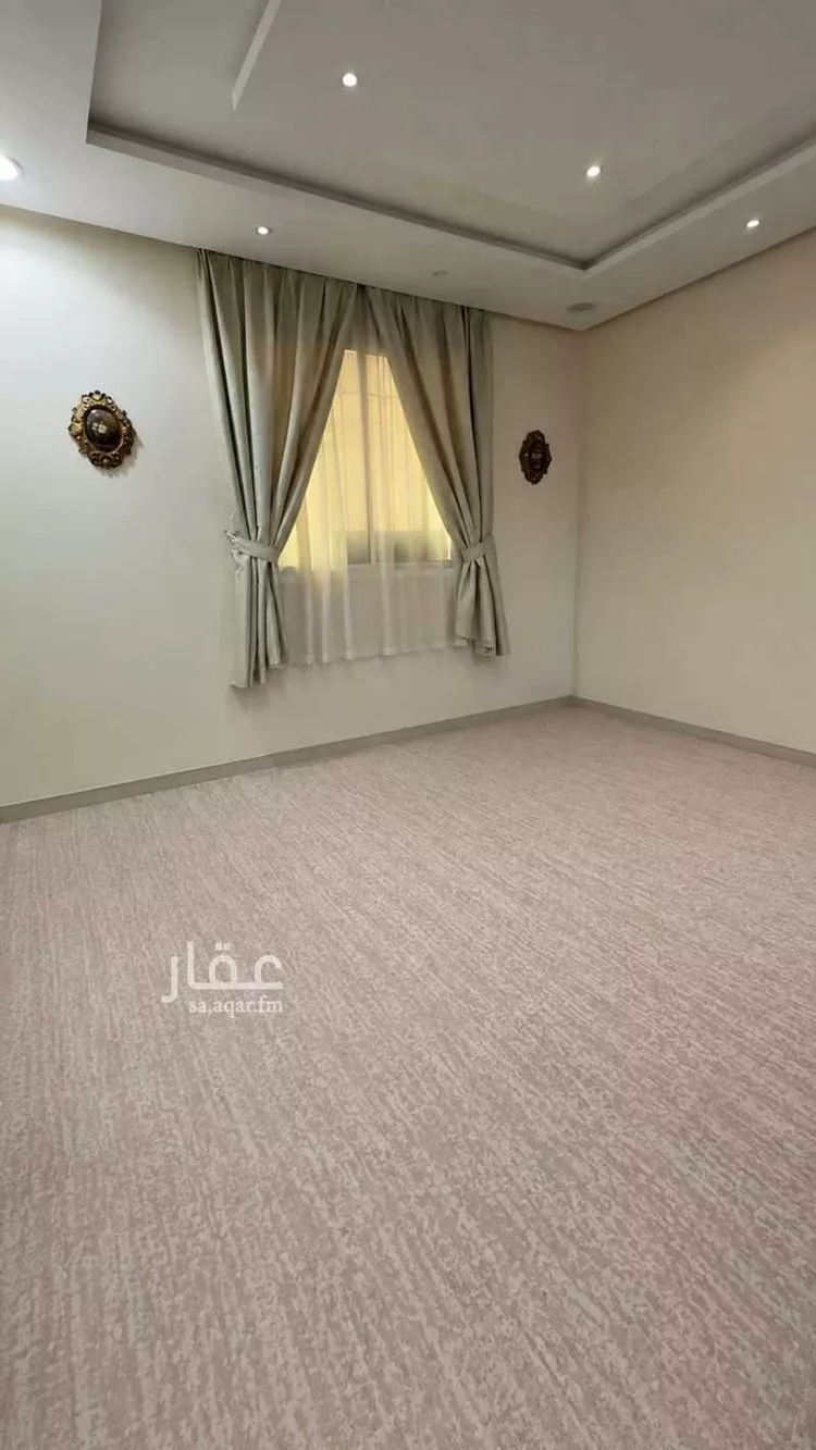 فيلا للإيجار في شارع القصار, حي إشبيلية, مدينة الرياض, منطقة الرياض