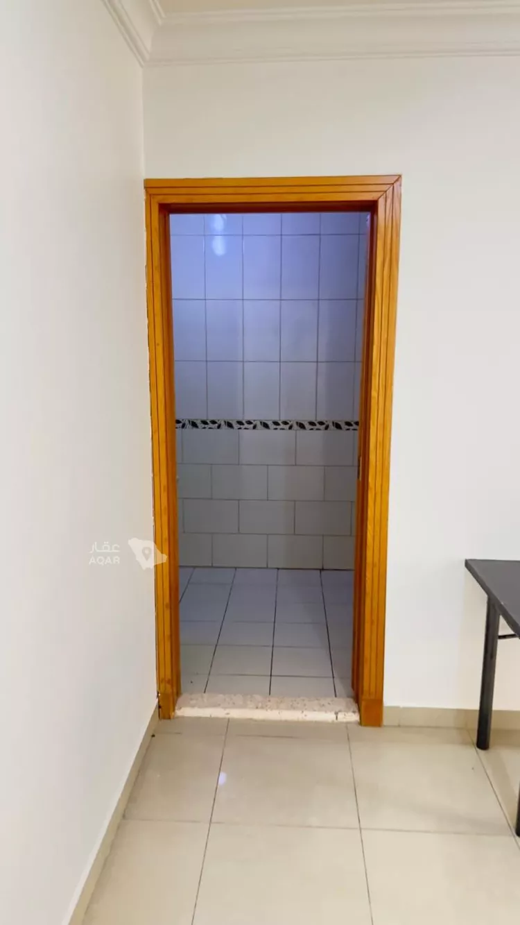 شقة للإيجار في شارع المهندس مساعد العنقري, حي الورود, مدينة الرياض, منطقة الرياض 3
