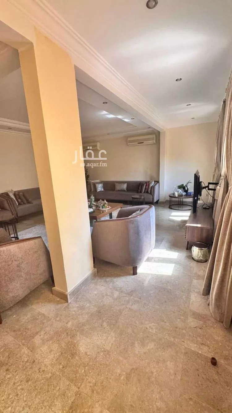 فيلا للبيع في شارع وادي عرفه, حي الخالدية, مدينة الدرعية, منطقة الرياض 8