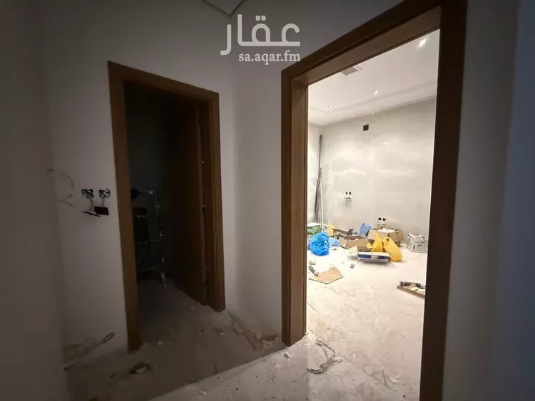 فيلا للبيع في شارع عمر بن الشهيد, حي النهضة, مدينة الرياض, منطقة الرياض صورة 3