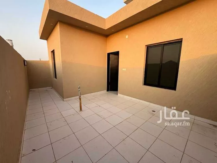 فيلا للبيع في شارع الاسقع البكري, حي نوارة, مدينة المزاحمية, منطقة الرياض 6