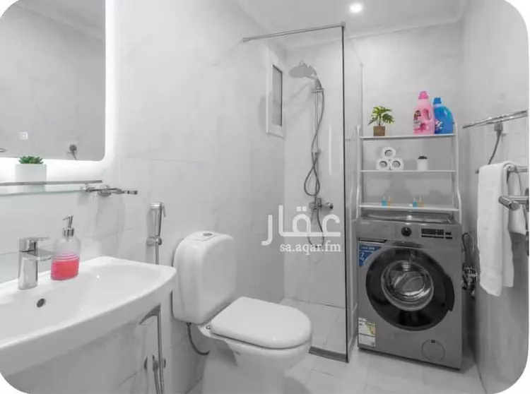 شقة للإيجار في شارع عقبه بن عامر بن نابي, حي الشوقية, مدينة مكة المكرمة, منطقة مكة المكرمة 7