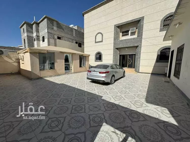 فيلا للبيع في شارع ابن قشيله, حي النظيم, مدينة الرياض, منطقة الرياض صورة 3