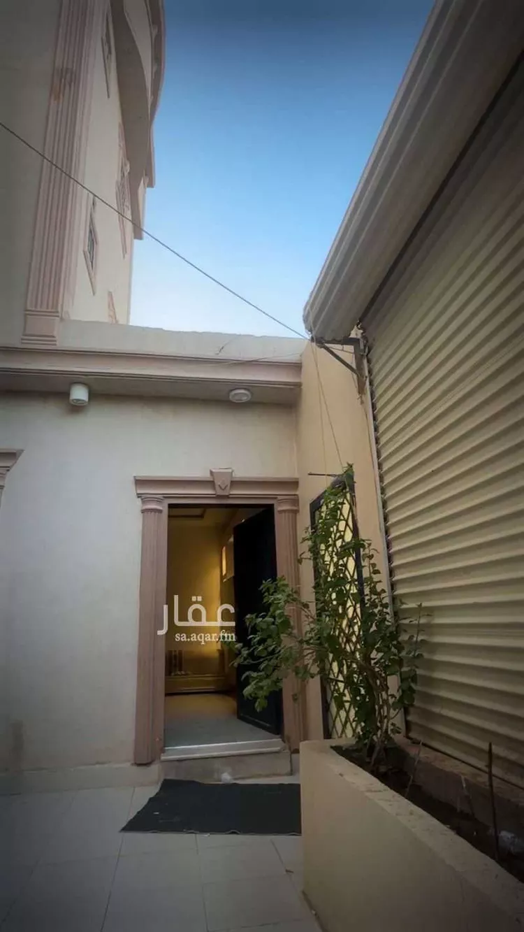 فيلا للبيع في شارع الحراملة, حي النظيم, مدينة الرياض, منطقة الرياض