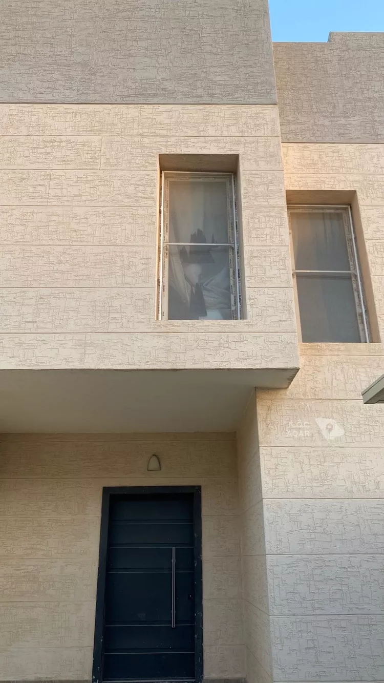 فيلا للإيجار في شارع محمد العزيزي, حي مطار الملك خالد الدولي, مدينة الرياض, منطقة الرياض صورة 2