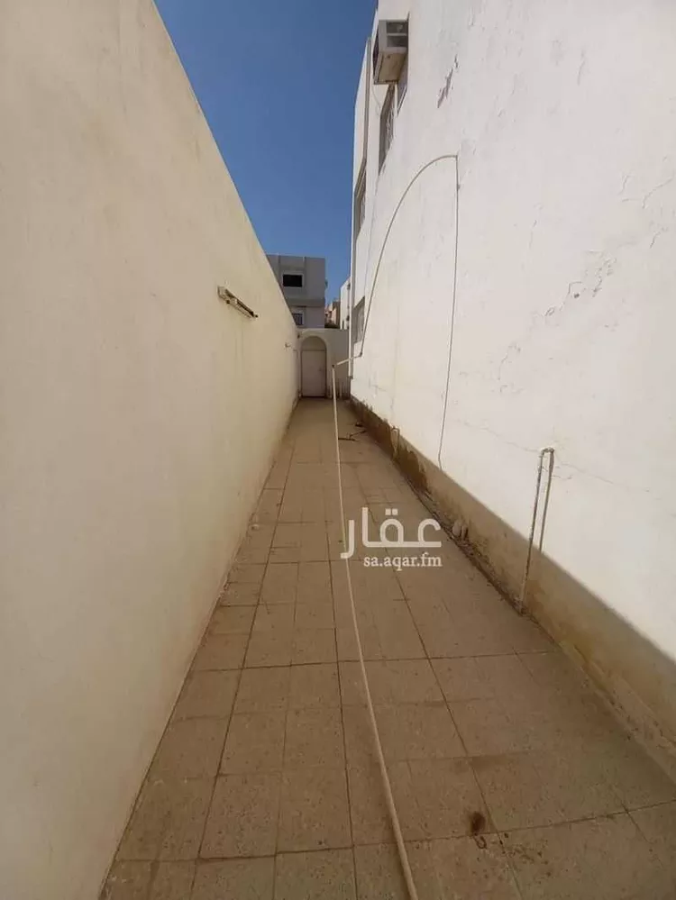 عمارة للبيع في شارع الحسين ابن مطير, حي جشم, مدينة المدينه المنوره, منطقة المدينة المنورة صورة 2