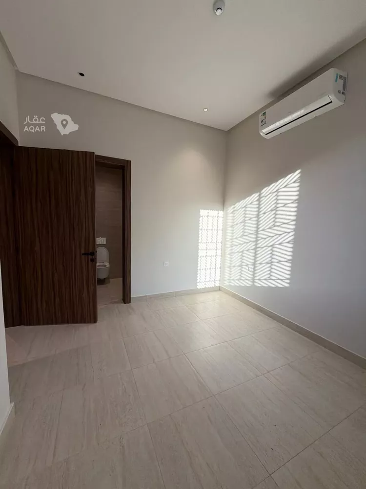 شقة للإيجار في شارع الشيخ عمر بن سليم, حي الريان, مدينة الرياض, منطقة الرياض 7