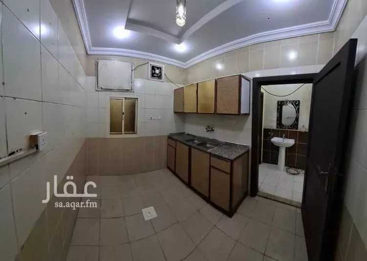 شقة للبيع في شارع انس بن مالك ، حي الشرفية ، جدة ، جدة صورة 3