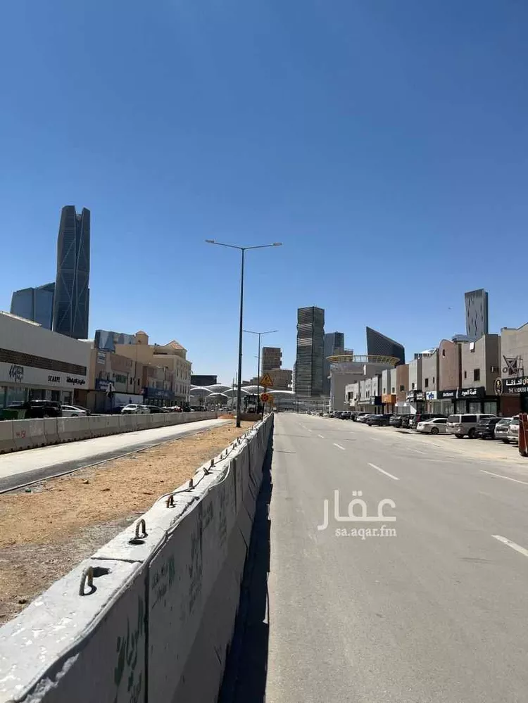 محل للإيجار في شارع السيل الكبير, حي الغدير, مدينة الرياض, منطقة الرياض صورة 2