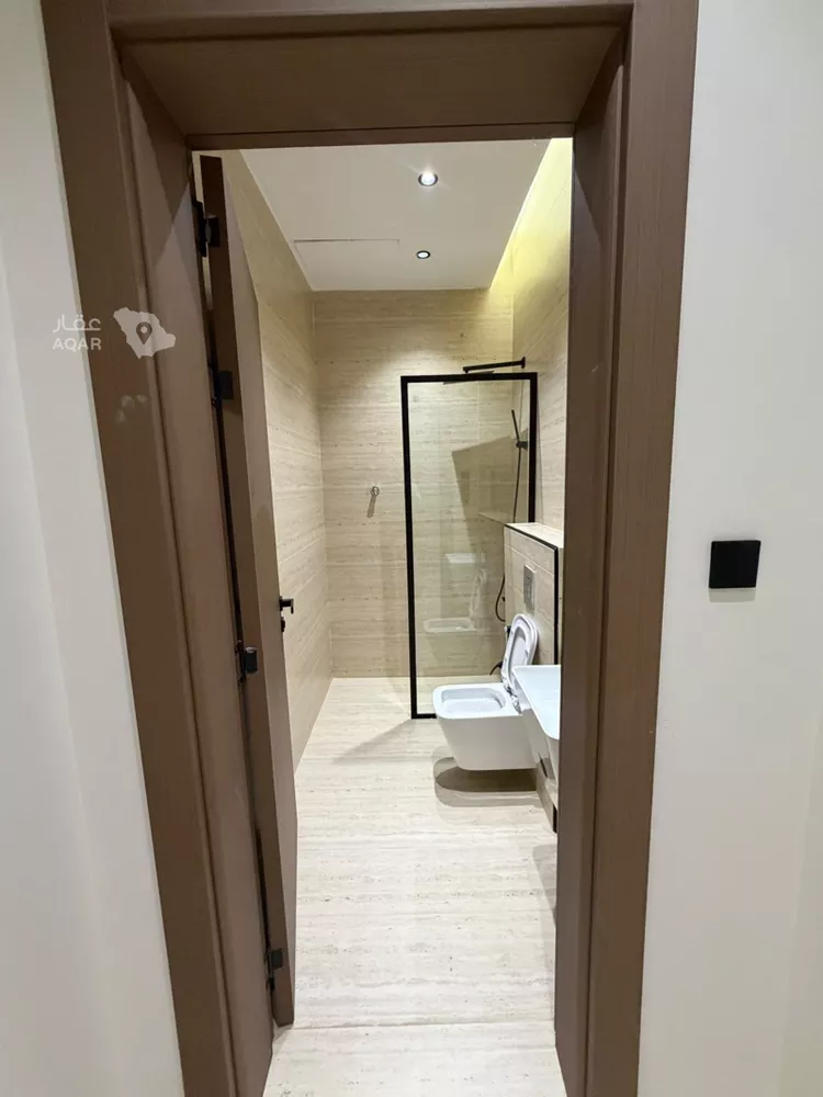 Floor for Rent in Riyadh Ar Rimal 13