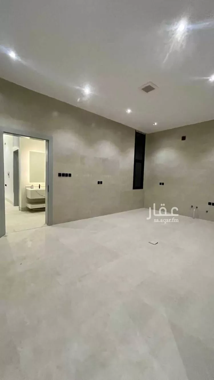 فيلا للإيجار في شارع أحمد بن خيرة, حي الرمال, مدينة الرياض, منطقة الرياض صورة 5