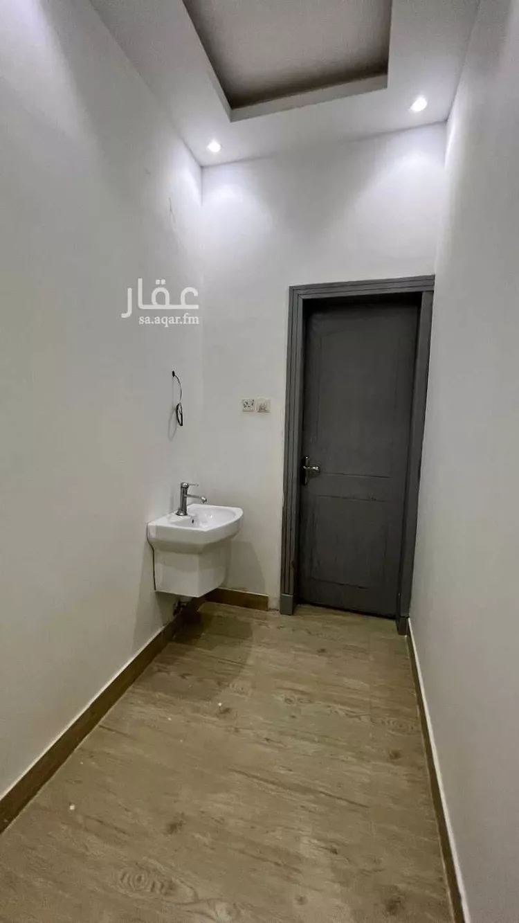 فيلا للبيع في شارع أبي القاسم السبتي, حي الرمال, مدينة الرياض, منطقة الرياض 14