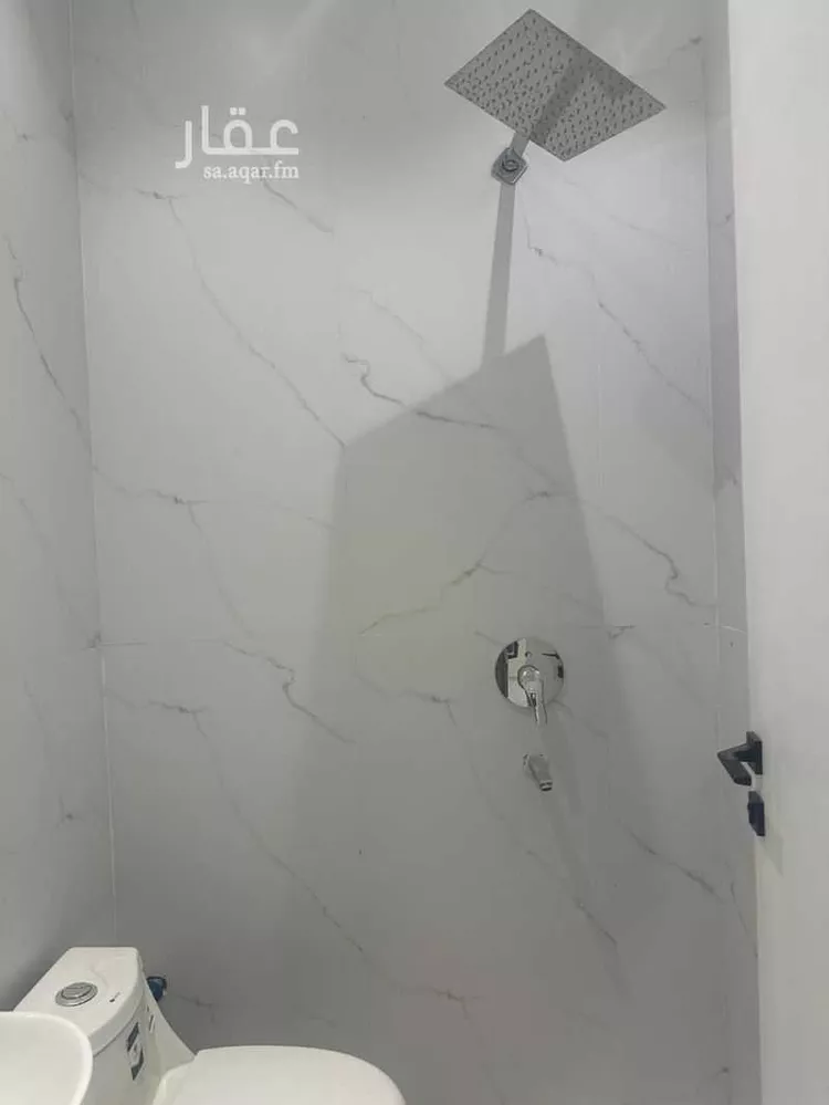 فيلا للإيجار في شارع حسين الجزيري, حي الرمال, مدينة الرياض, منطقة الرياض صورة 3