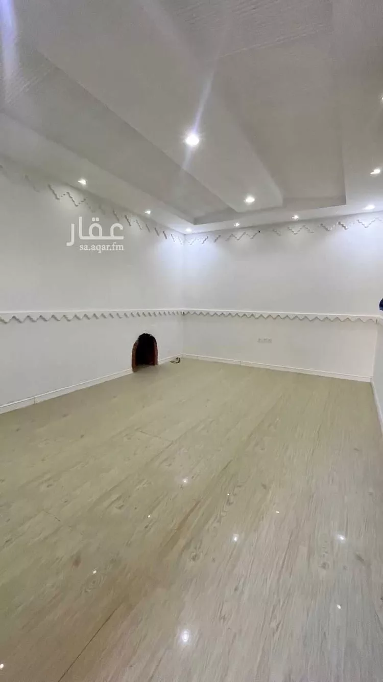 فيلا للبيع في شارع أبي القاسم السبتي, حي الرمال, مدينة الرياض, منطقة الرياض 11