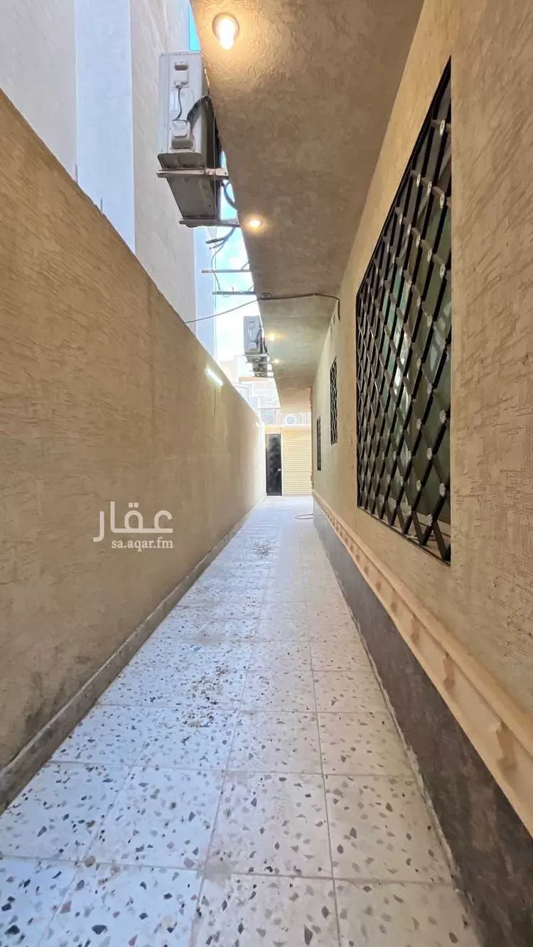 فيلا للبيع في شارع أبي القاسم السبتي, حي الرمال, مدينة الرياض, منطقة الرياض 16