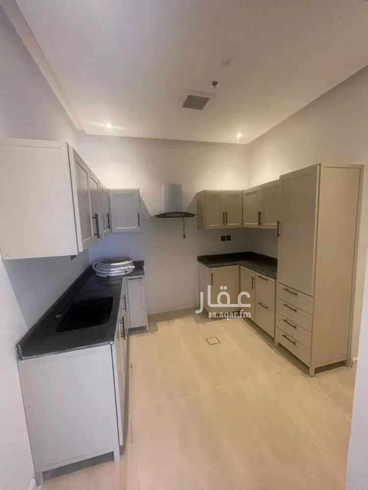 شقة للإيجار في شارع عبدالله الخزرجي, حي العارض, مدينة الرياض, منطقة الرياض صورة 3