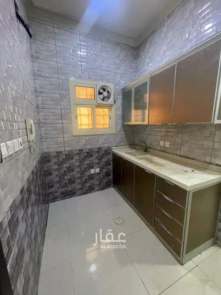 شقة للإيجار في حي ، شارع مسلمه بن عبدالملك ، حي الجرادية ، الرياض ، منطقة الرياض صورة 5