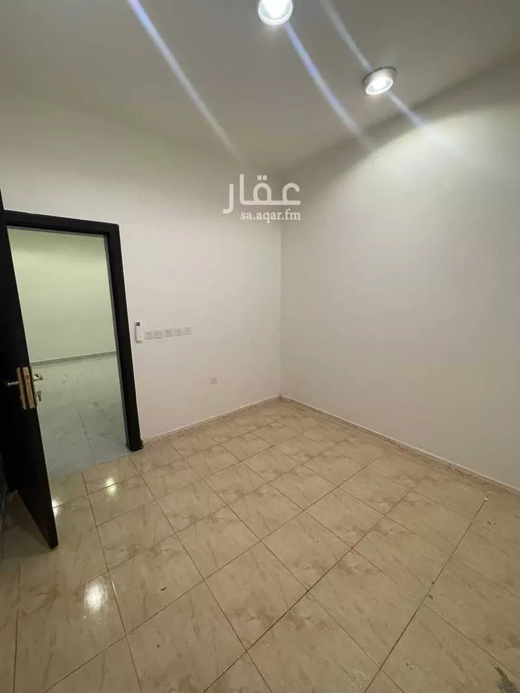 شقة للإيجار في شارع ال غنام, حي الجرادية, مدينة الرياض, منطقة الرياض صورة 4