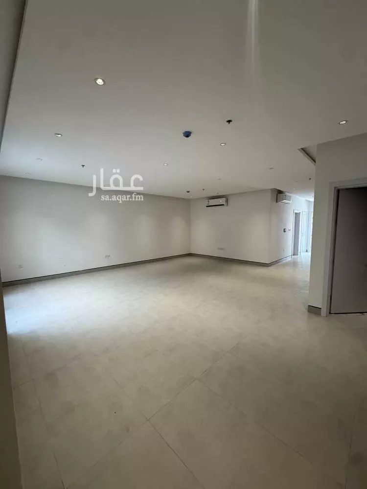 شقة للإيجار في شارع عثمان بن عيسى, حي الإزدهار, مدينة الرياض, منطقة الرياض صورة 2
