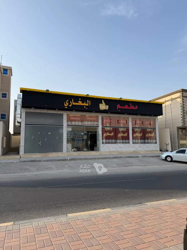 عمارة للبيع في شارع ناصر بن عبدالعزيز, حي الربيع, مدينة النعيرية, المنطقة الشرقية صورة 3