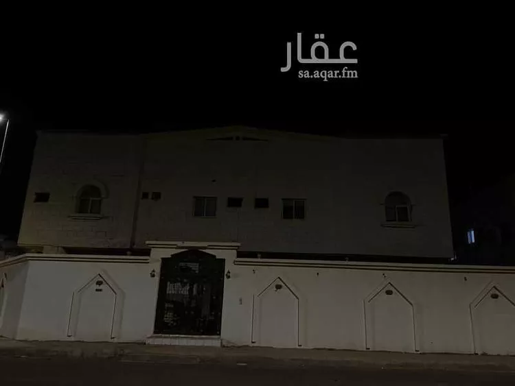 عمارة للبيع في شارع زياد بن رياح ، حي الرانوناء ، المدينة المنورة ، منطقة المدينة المنورة صورة 3