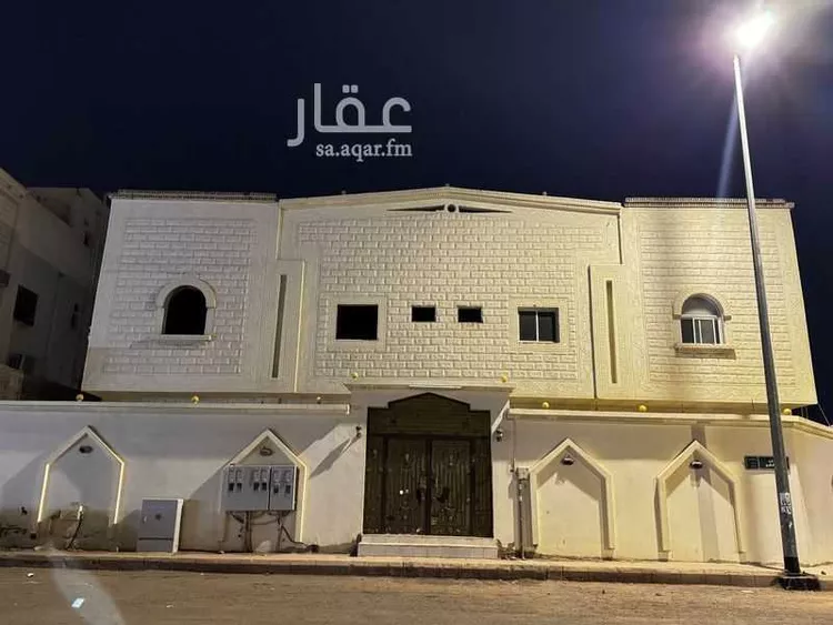 عمارة للبيع في شارع زياد بن رياح ، حي الرانوناء ، المدينة المنورة ، منطقة المدينة المنورة صورة 2