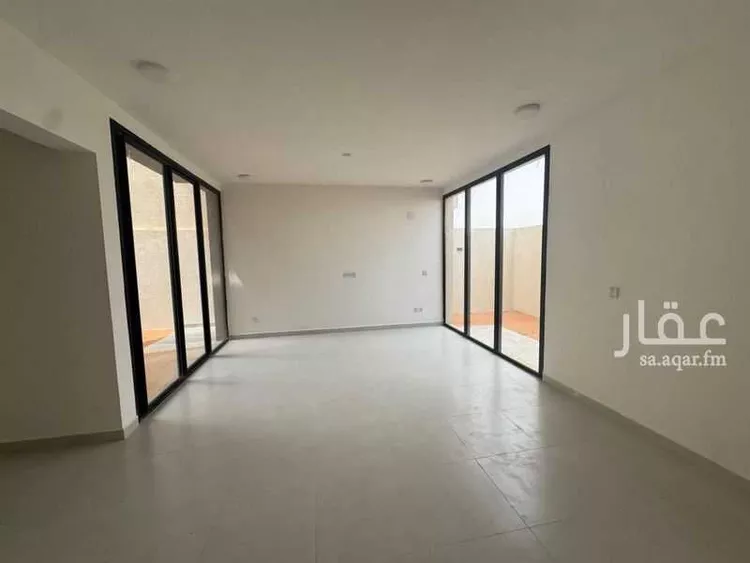 فيلا للإيجار في شارع وادي حمر ، حي مطار الملك خالد الدولي ، الرياض ، منطقة الرياض صورة 5