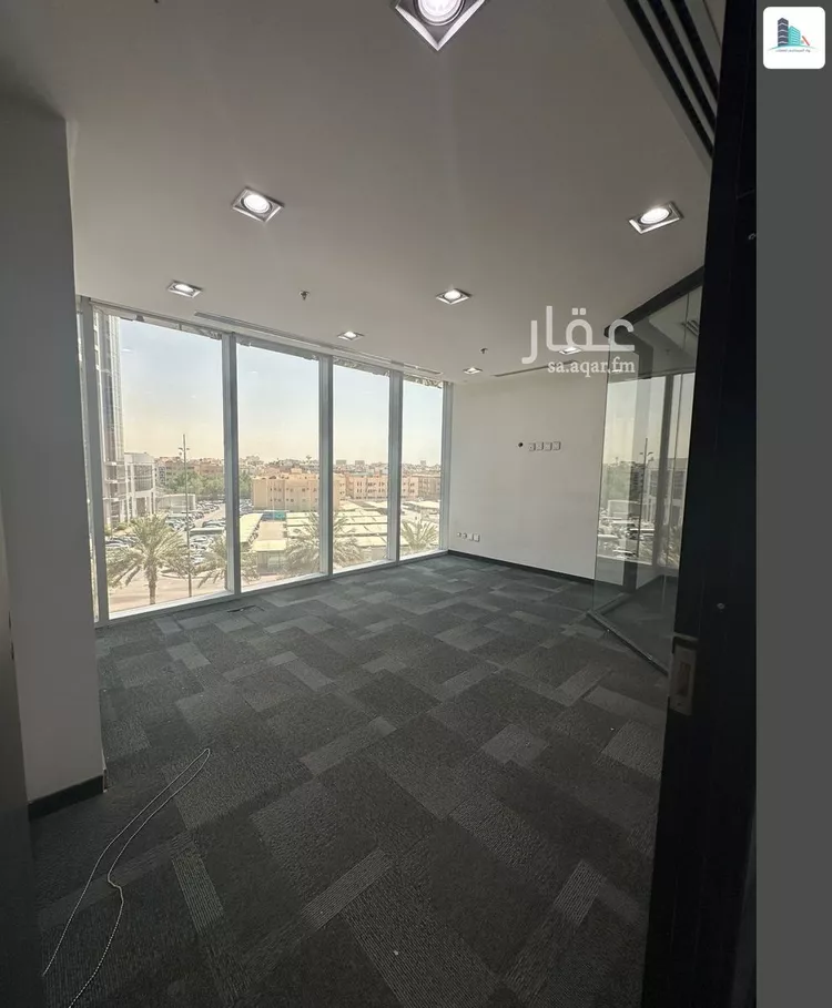 مكتب تجاري للإيجار في شارع الملك سعود ابن عبدالعزيز سعود, حي السليمانية, مدينة الرياض, منطقة الرياض صورة 4