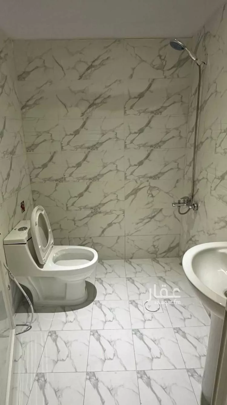 شقة للإيجار في شارع الثالث عشر, حي الثقبة, مدينة الخبر, المنطقة الشرقية صورة 2