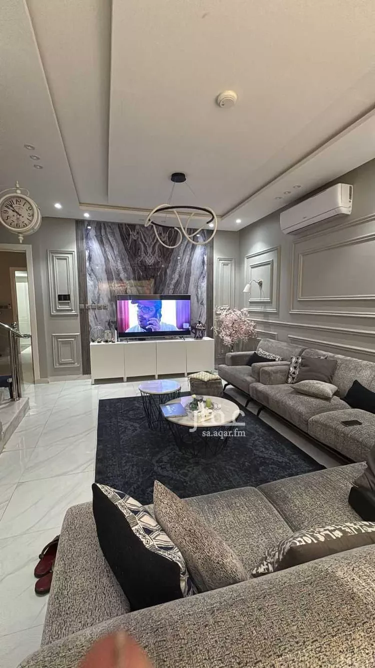 فيلا للبيع في شارع شعبة العنبري, حي العريجاء الغربي, مدينة الرياض, منطقة الرياض صورة 5