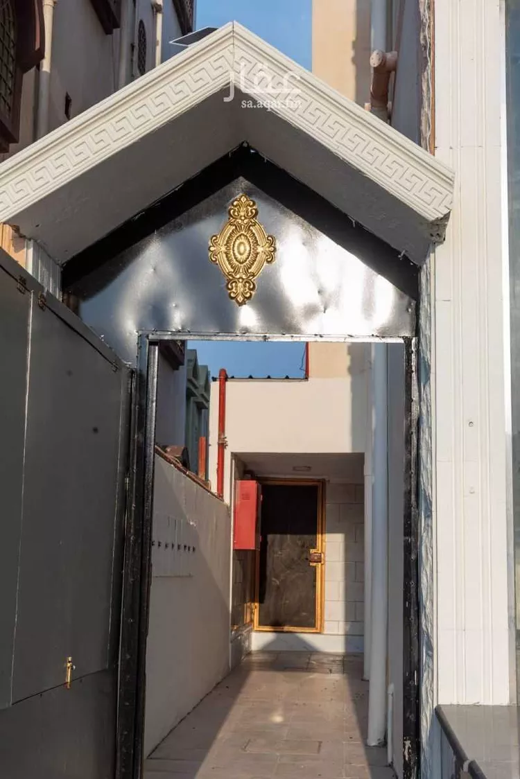 عمارة للبيع في شارع احمد الاسدي, حي السداد, مدينة الطائف, منطقة مكة المكرمة 11