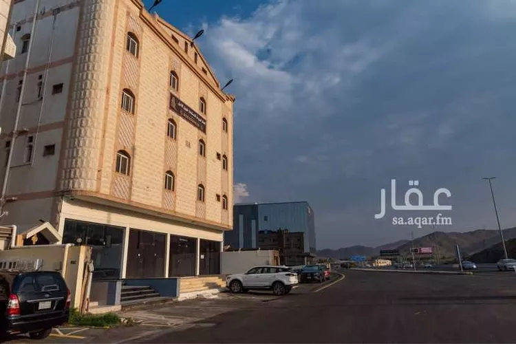 عمارة للبيع في شارع احمد الاسدي, حي السداد, مدينة الطائف, منطقة مكة المكرمة صورة 2