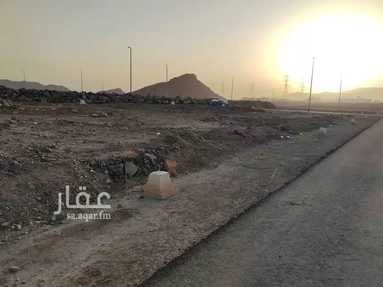 أرض للبيع في شارع 3696579, حي السكب, مدينة المدينة المنورة, منطقة المدينة المنورة صورة 2