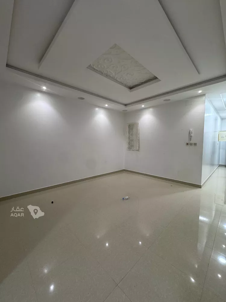 Apartment for Rent in Riyadh Okaz 8