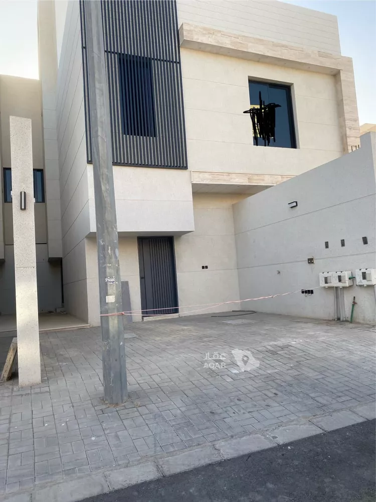 Floor for Sale in Riyadh Al Uraija Al Gharbiyah صورة 5