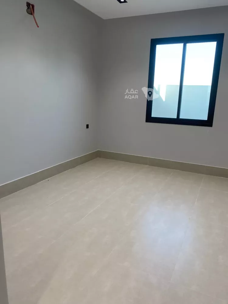 Floor for Sale in Riyadh Al Uraija Al Gharbiyah 7