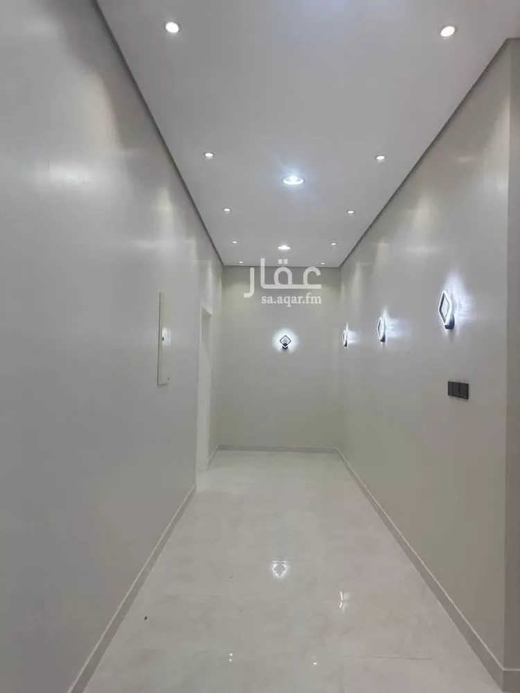 فيلا للبيع في شارع الشامية, حي طيبة, مدينة رياض الخبراء, منطقة القصيم صورة 2