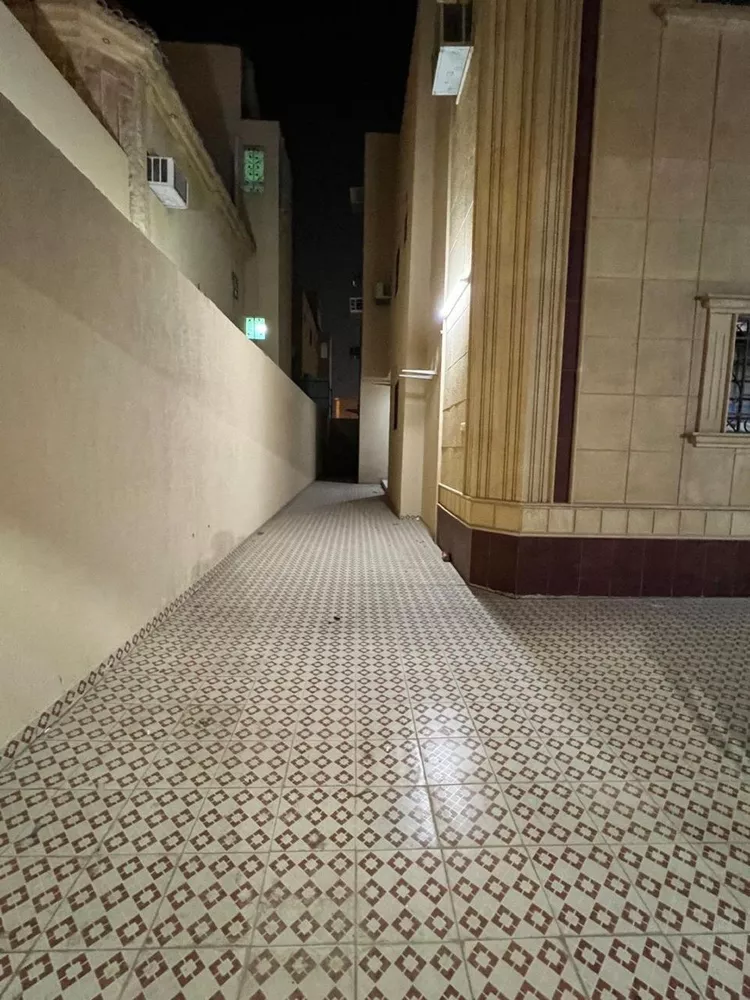 Villa for Sale in Riyadh Al Qadisiyah صورة 4