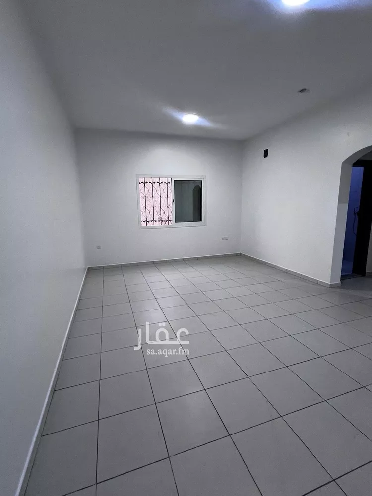 شقة للإيجار في شارع الصحابة, حي إشبيلية, مدينة الرياض, منطقة الرياض صورة 3