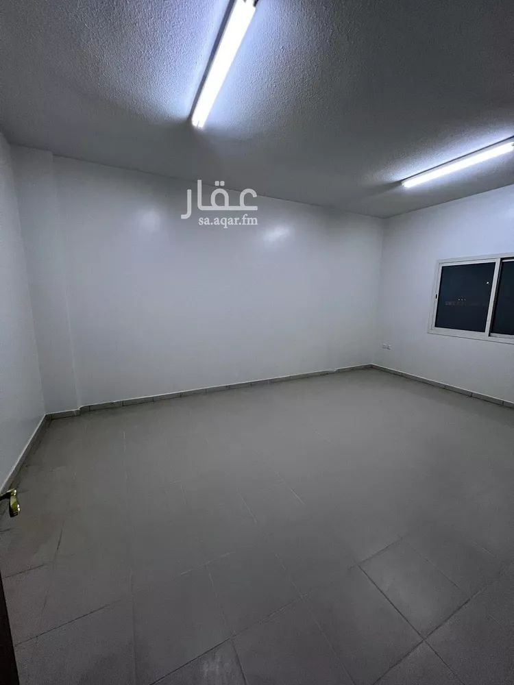 شقة للإيجار في شارع الصحابة, حي إشبيلية, مدينة الرياض, منطقة الرياض صورة 5