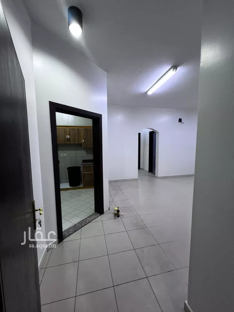 شقة للإيجار في شارع الصحابة, حي إشبيلية, مدينة الرياض, منطقة الرياض صورة 4